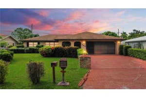 525 Se Brookside Ter Port Saint Lucie, FL 34983 - MLS#A11865684
