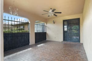 525 Se Brookside Ter Port Saint Lucie, FL 34983 - MLS#A11865684