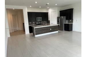 11539 Sw 13th Dr 11539 Pembroke Pines, FL 33025 - MLS#A11865708
