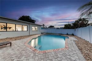 1985 Windward Dr, Lauderdale By The Sea