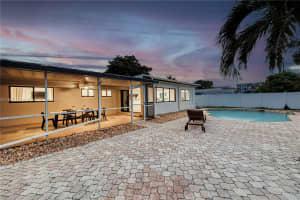1985 Windward Dr Lauderdale By The Sea, FL 33062 - MLS#A11865715
