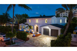 320 Polk St Hollywood, FL 33019 - MLS#A11865720
