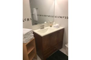 26 Diplomat Pkwy 2233 Hallandale Beach, FL 33009 - MLS#A11865770