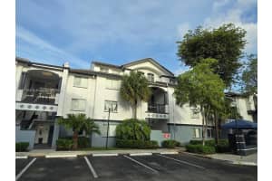 4555 NW 99th Ave 102, Doral, FL 33178 - MLS#A11865800