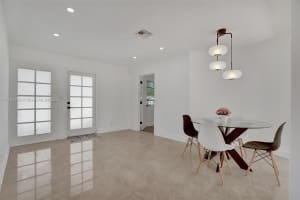 1318 Jackson St Hollywood, FL 33019 - MLS#A11865860