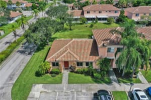 20839 Nw 1st St, Pembroke Pines