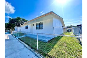 427 N 24th Ave 2b Hollywood, FL 33020 - MLS#A11865887