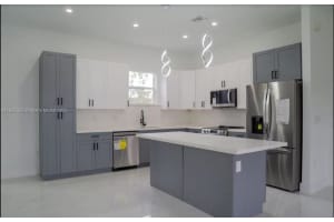 4006 2nd ST SW, Lehigh Acres, FL 33976 - MLS#A11865922