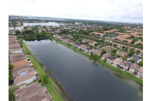 11662 Nw 69th Ter Doral, FL 33178 - MLS#A11865956