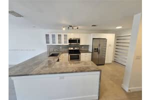 9944 Costa Del Sol Blvd B-90, Doral, FL 33178 - MLS#A11865992