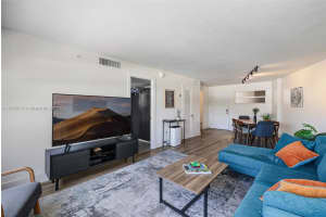 1881 Washington Ave 4b Miami Beach, FL 33139 - MLS#A11866018
