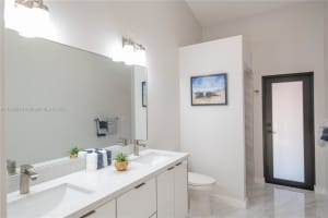 1300 Danbury Ave Davie, FL 33325 - MLS#A11866019
