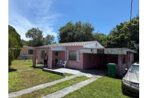 2370 NW 96th St, Miami, FL 33147 - MLS#A11866031