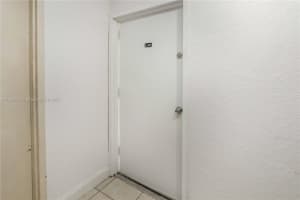 9001 Sw 77th Ave C803, Miami