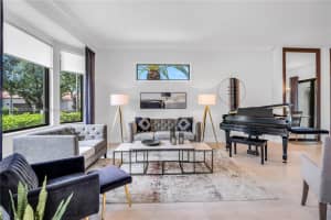 1411 NW 179th Ave, Pembroke Pines, FL 33029 - MLS#A11866072