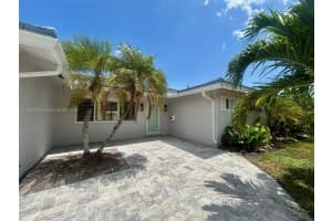 1120 Se 6th Ter Pompano Beach, FL 33060 - MLS#A11866088