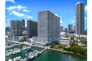 1717 N Bayshore Dr A-3752, Miami