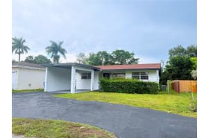 2879 NW 10th Ct, Fort Lauderdale, FL 33311 - MLS#A11866138