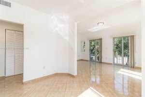 694 NE 76th St 2, Miami, FL 33138 - MLS#A11866152