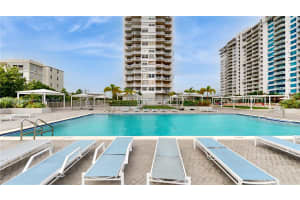 18011 Biscayne Blvd 903 Aventura, FL 33160 - MLS#A11866161