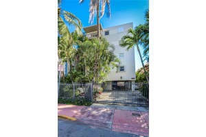 1605 Meridian Ave 401 Miami Beach, FL 33139 - MLS#A11866196