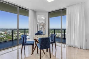 121 Ne 34th St 3116, Miami