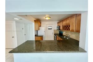 2320 S Cypress Bend Dr 305, Pompano Beach, FL 33069 - MLS#A11866307