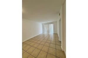 17620 Nw 73rd Ave 104-17 Hialeah, FL 33015 - MLS#A11866328