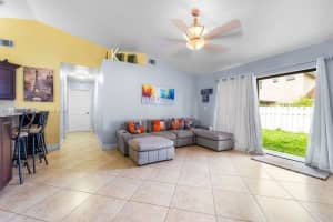 550 Auburn Way Davie, FL 33325 - MLS#A11866331