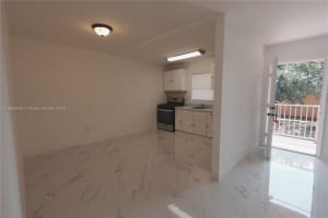 1245 W 24th St 210, Hialeah, FL 33010 - MLS#A11866343