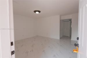 1245 W 24th St 210, Hialeah, FL 33010 - MLS#A11866343