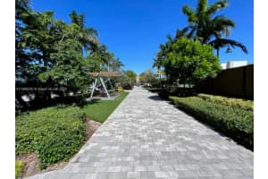 5300 Paseo Blvd 607 Doral, FL 33166 - MLS#A11866345
