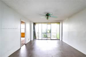 110 Royal Park Dr 3c Oakland Park, FL 33309 - MLS#A11866372