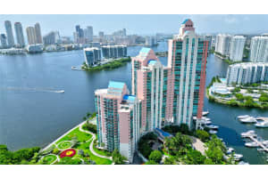 3370 Hidden Bay Dr 909, Aventura, FL 33180 - MLS#A11866382