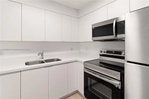 805 Nw 13th St Fort Lauderdale, FL 33311 - MLS#A11866400