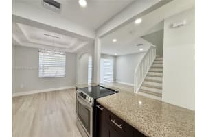 884 Nw 170th Ter Pembroke Pines, FL 33028 - MLS#A11866404