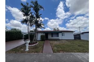 1221 W 62nd St Na Hialeah, FL 33012 - MLS#A11866409