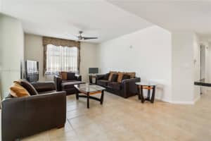 511 SE 5th Ave 1214, Fort Lauderdale, FL 33301 - MLS#A11866412