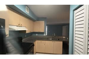 2427 Centergate Dr 205 Miramar, FL 33025 - MLS#A11866463