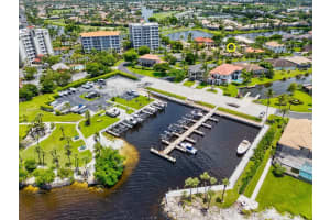 14817 Laguna Drive, Fort Myers, FL 33908 Sold 10/10/25