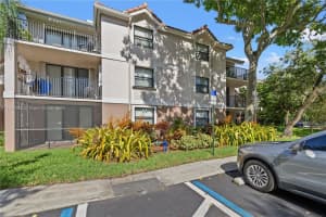 10105 W Sunrise Blvd 104, Plantation