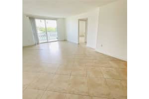 919 Hillcrest Dr 308, Hollywood, FL 33021 - MLS#A11866506