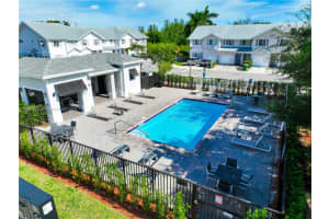 1720 SE 9th Ave, Homestead, FL 33034 - MLS#A11866523