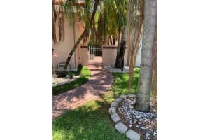 1334 Seagrape Cir Weston, FL 33326 - MLS#A11866524