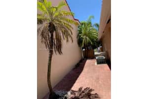 1334 Seagrape Cir Weston, FL 33326 - MLS#A11866524