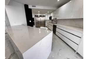 4000 Island Blvd 2301, Aventura