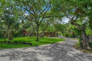 5440 Hammock Dr, Coral Gables
