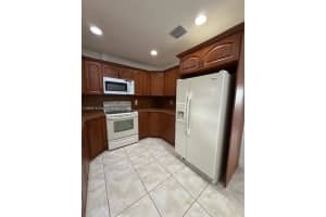105 E 55th St Hialeah, FL 33013 - MLS#A11866566
