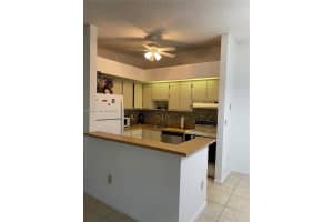 10407 E Clairmont Cir 210, Tamarac