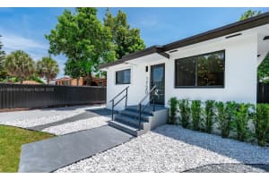 1720 SW 12th St, Miami, FL 33135 - MLS#A11866618